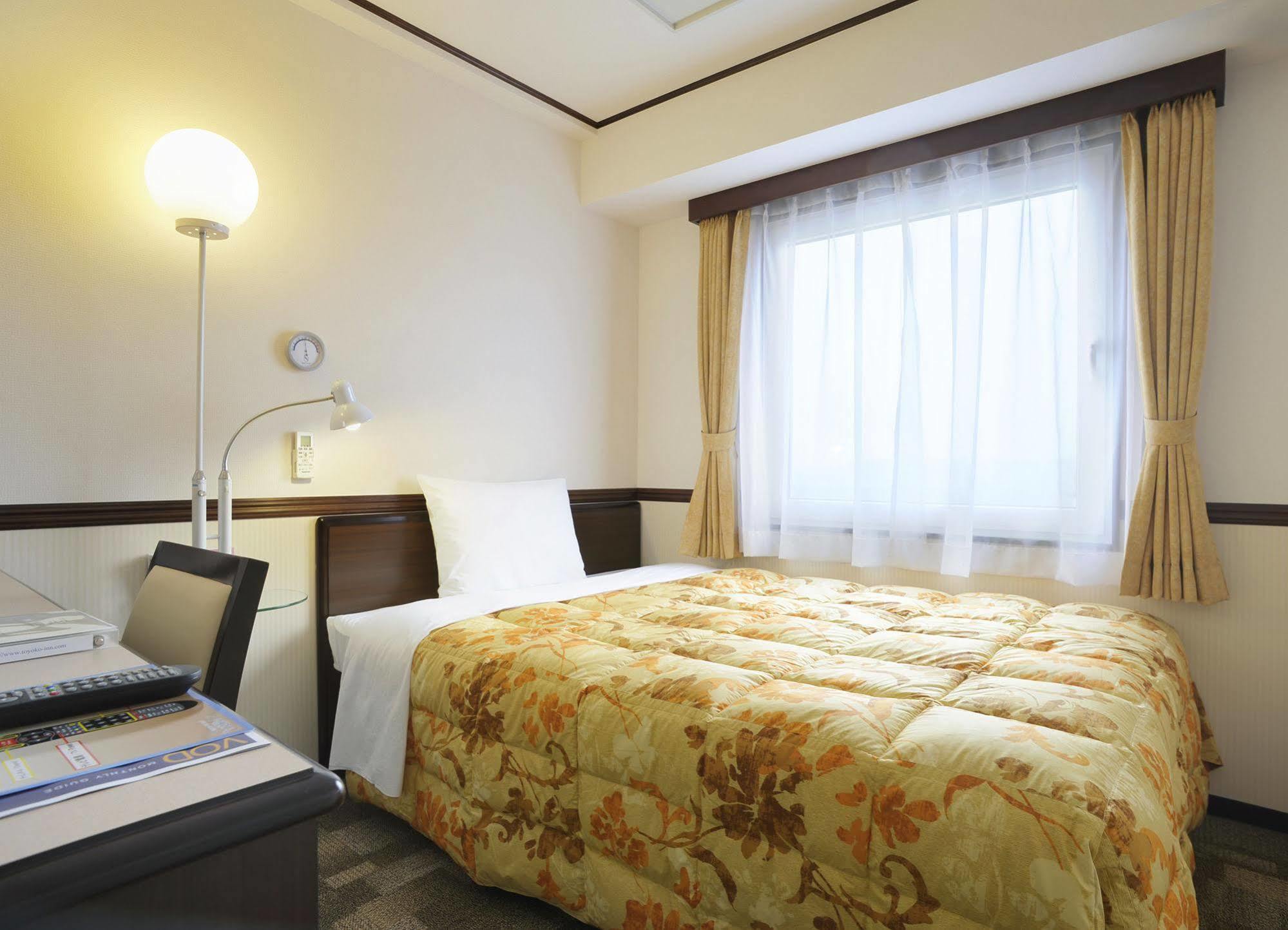Toyoko Inn Tottori Eki Minami Guchi Exterior foto